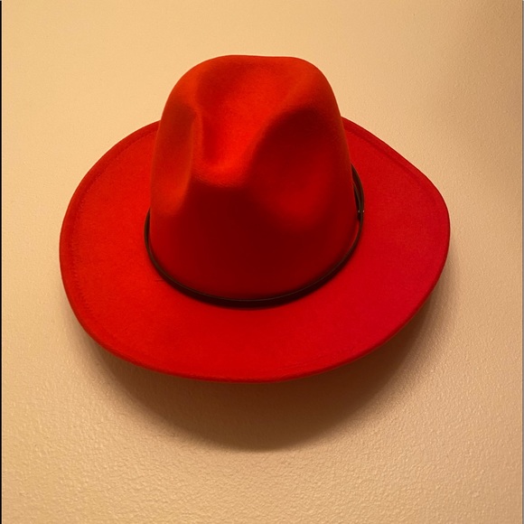 Red Wide brim Fedora hat - Picture 2 of 4